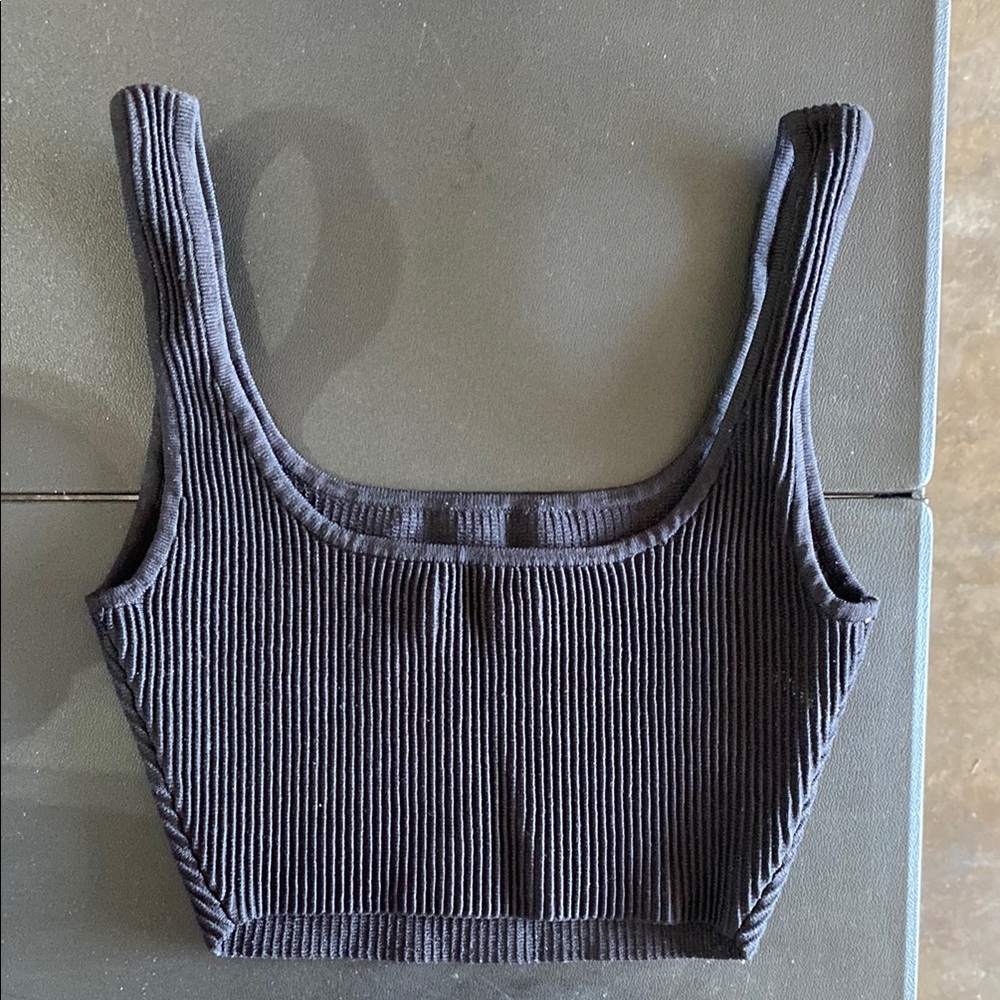 Babaton Black Ribbed Sleeveless Crop Tank Top Size XS - Picture 3 of 8